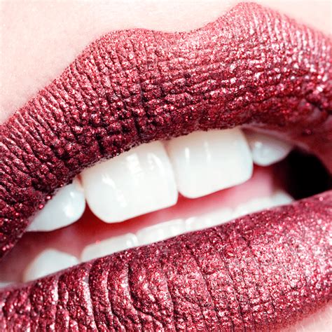 14 Best Glitter Lipsticks That Aren't Gritty .